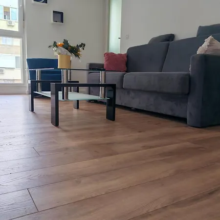 Apartment Astra *