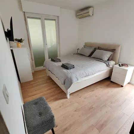 Apartment Astra Pula